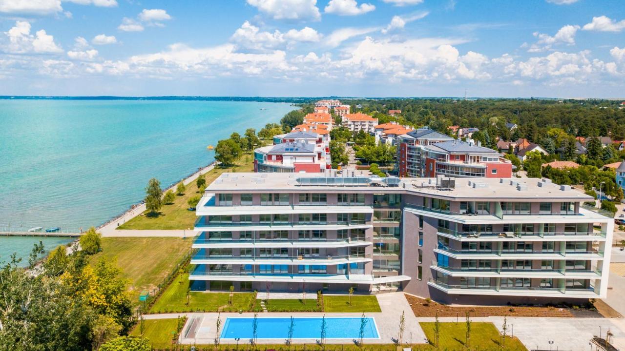 MF Coral 64 Premium Apartment Siófok Exterior foto